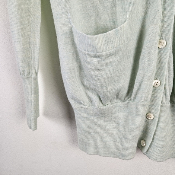 J.CREW 100% Merino Wool Cardigan Size Small - Picture 4 of 6